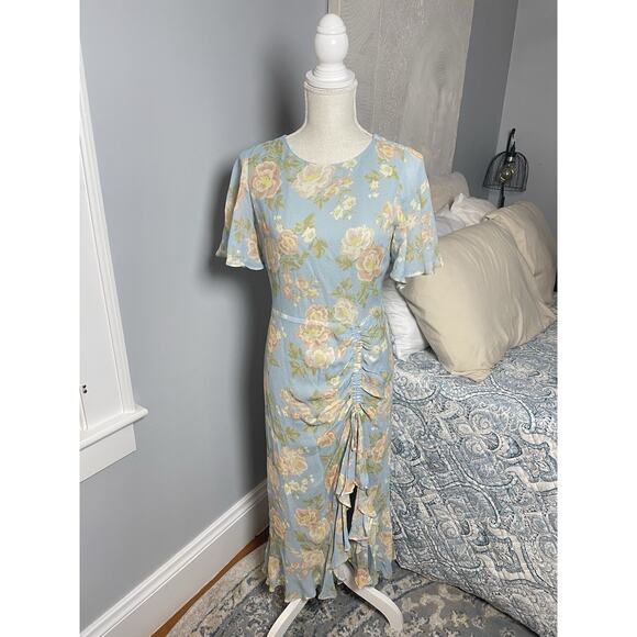 Yumi Kim Floral Ruched Midi Dress M Blue Ruffle Hem Cottagecore Romantic Spring - Picture 2 of 8